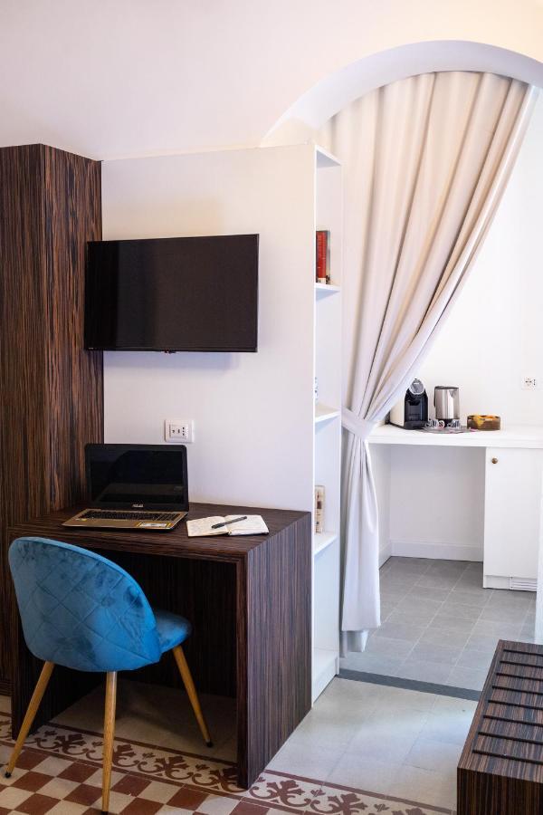 Riflessi Acireale Palace Suites Ngoại thất bức ảnh